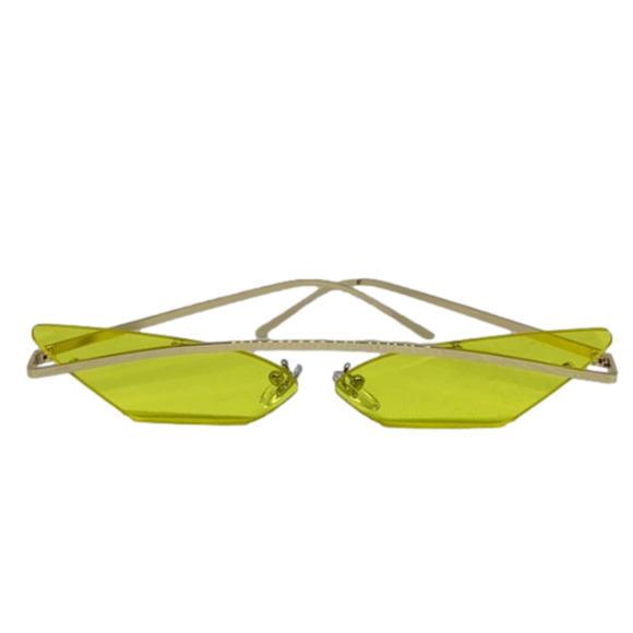 YELLOW SUNGLASSES W/FREE CASE ✨✨✨ - Picture 1 of 7